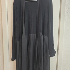 Black Pleated Long Cardigan